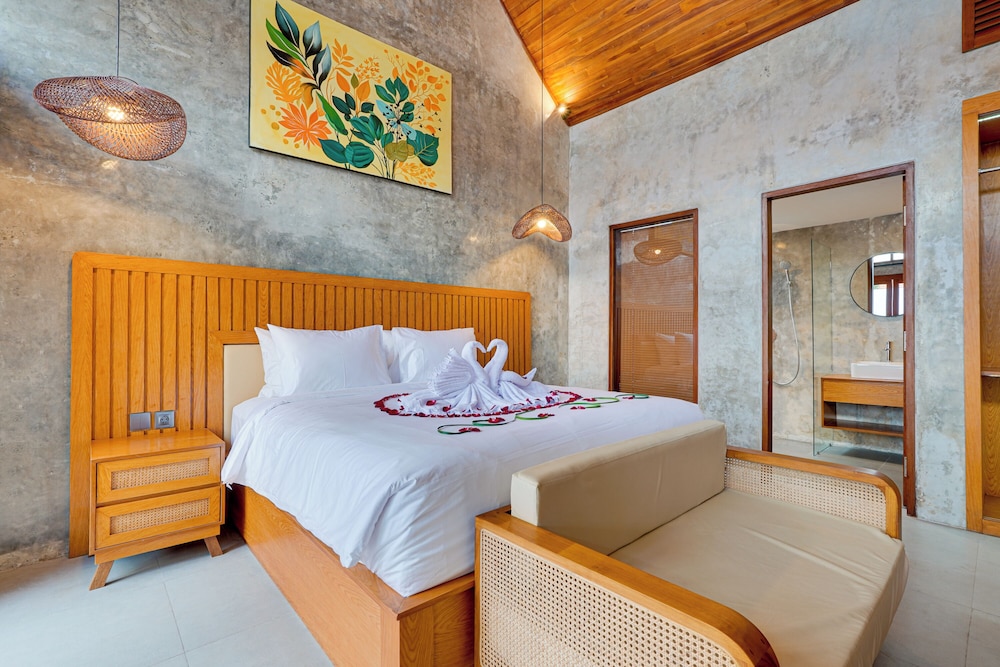 LaLuxe Villa and Residence