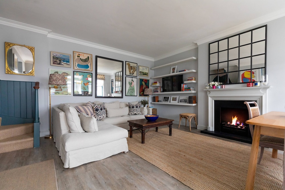 William Mews by Onefinestay