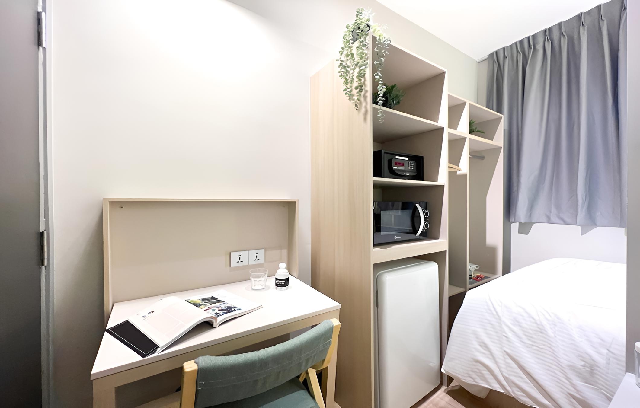 Coliwoo Hotel Gay World