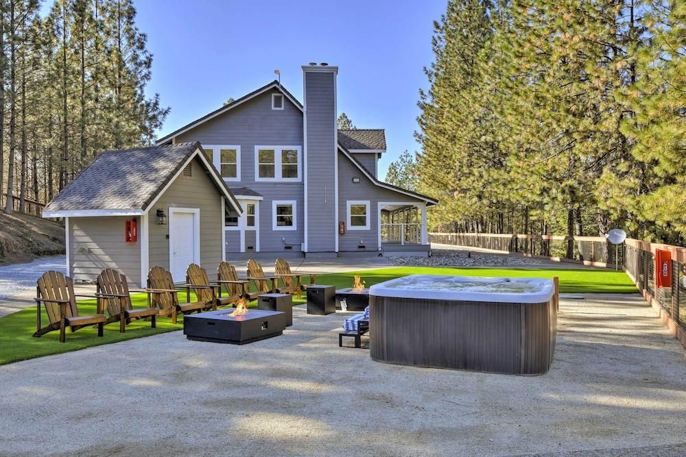 Auburn Vacations - Spacious Placerville Escape, 5 Mi to Downtown! - Property Image 1