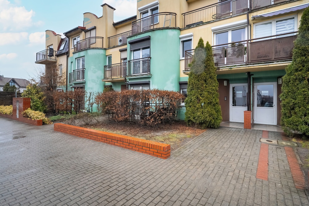 Duplex Apartment in Poznan by Renters