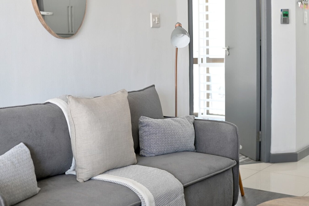 Two Bedroom Sea Point Secure House