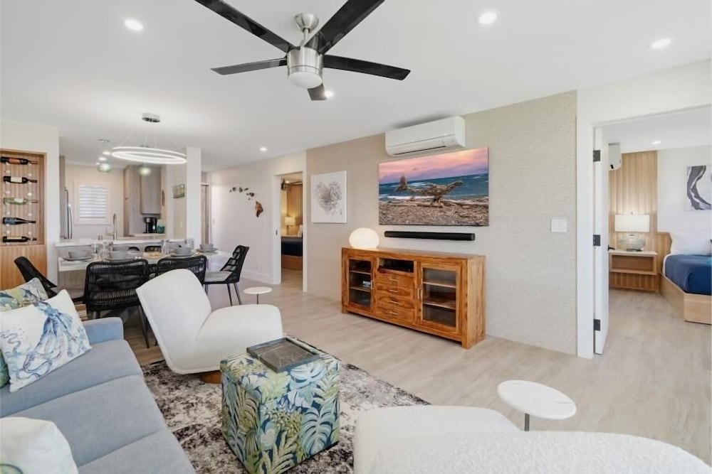 Menehune Shores, #119 2 Bedroom Condo