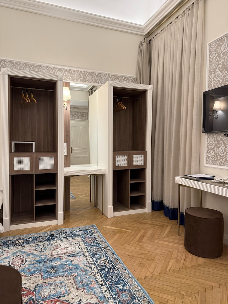 Oasis Inn Budapest