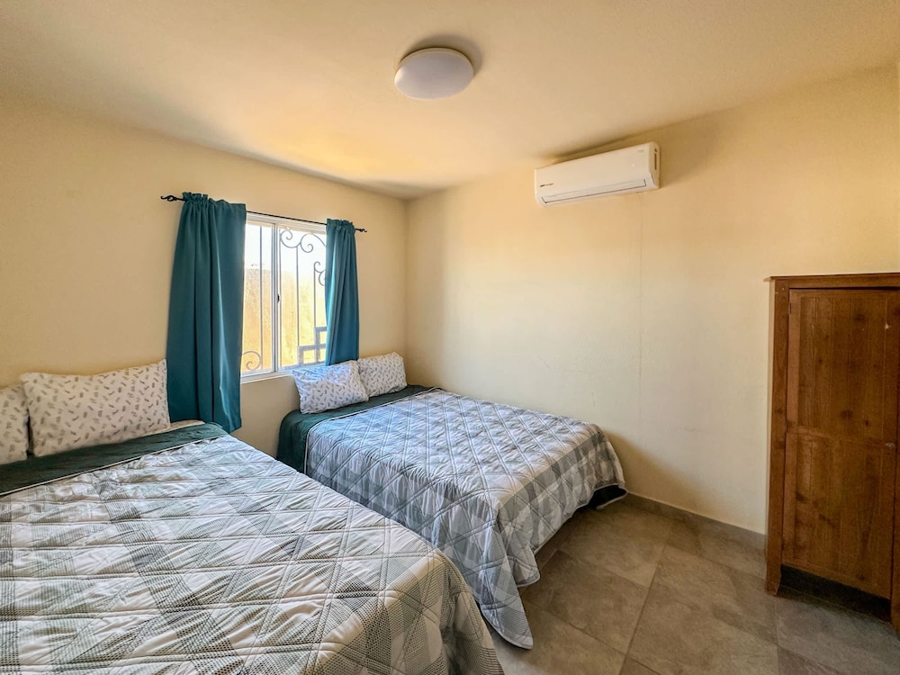Casita With Excellent in Town Location