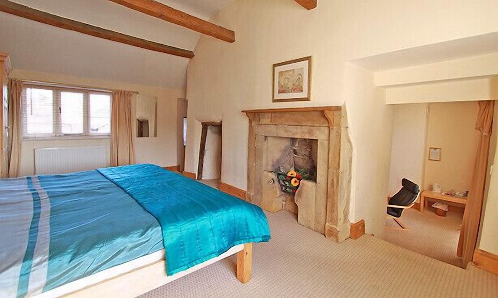 Haltwhistle Vacations - Centre of Britain Hotel  Restaurant - Property Image 2