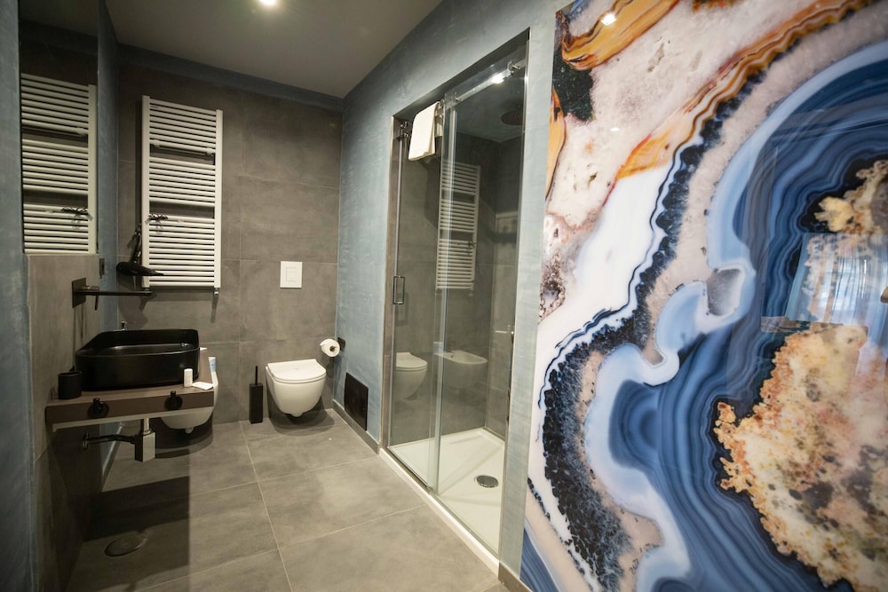 Blu Diamond in Naples