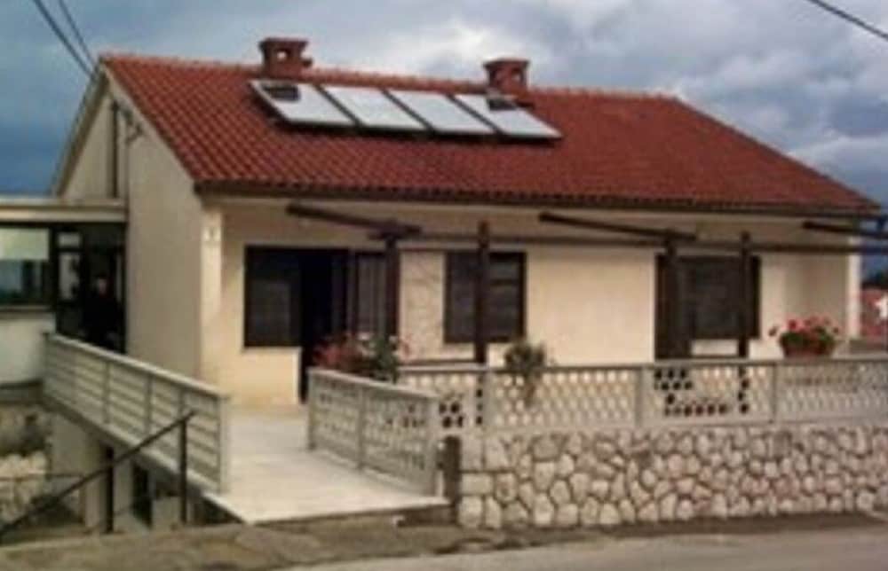 Supec - Near the sea - A1 view 4