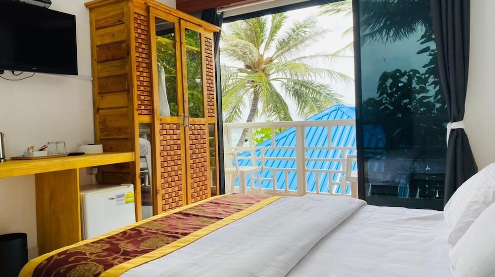 Paradise Retreat view 5