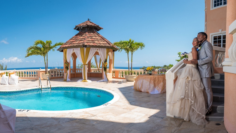 Villa Sweet Villa