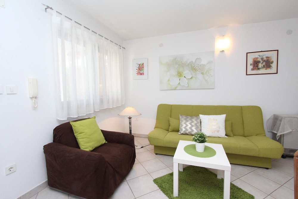 Pula Vacations - Apartment Irena - Property Image 1