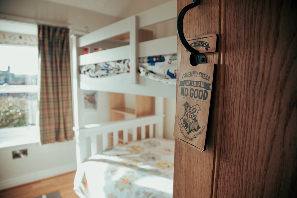 Flints Cottage view 3
