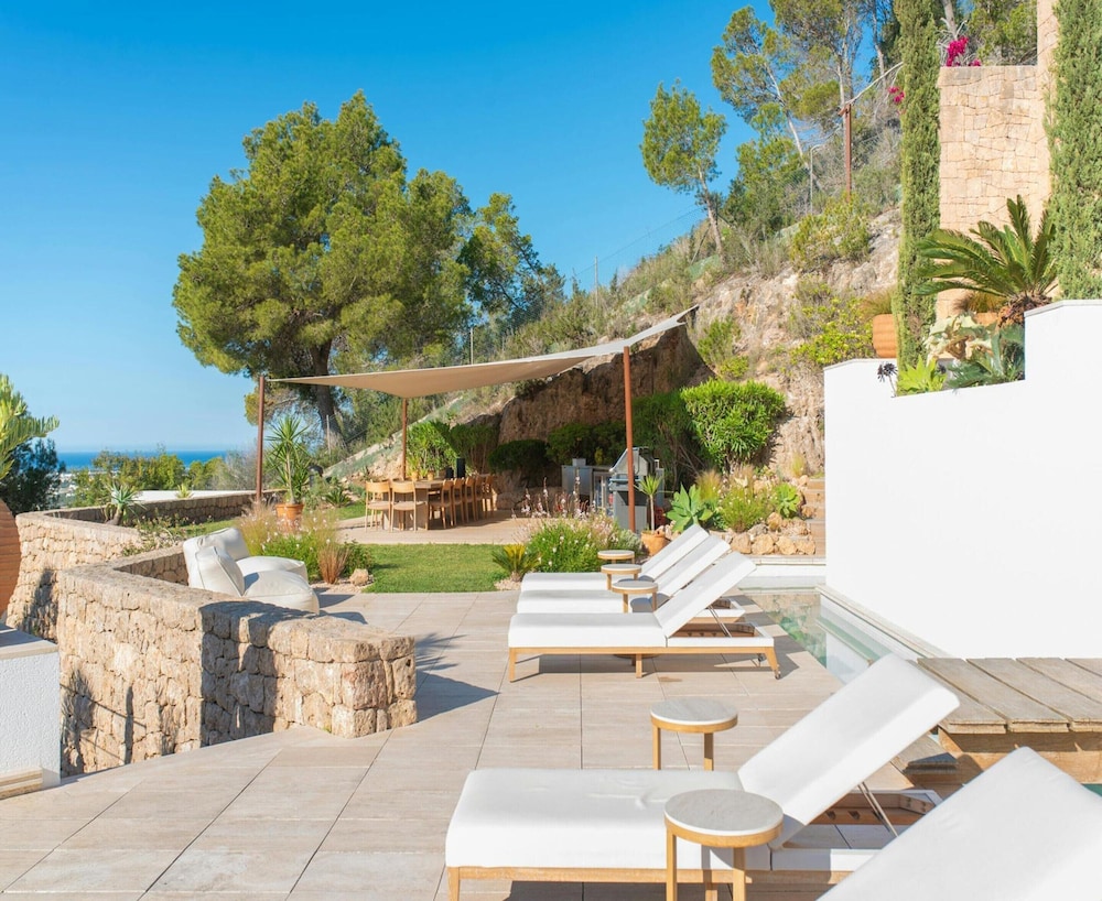 Appealing Villa Near Ibiza Town