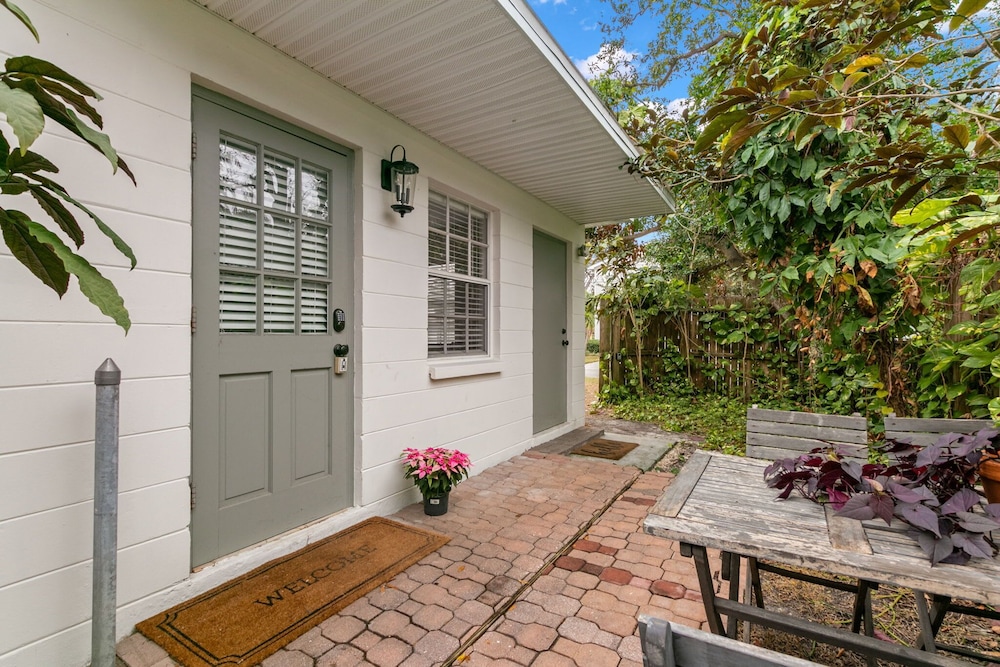 NEW Bayside Escape Cozy Hideaway Near Bayshore