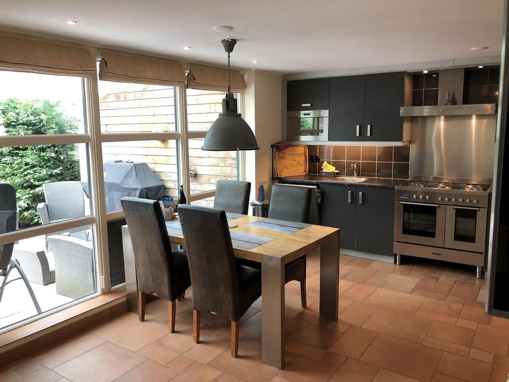 Furnished Bungalow With Garden
