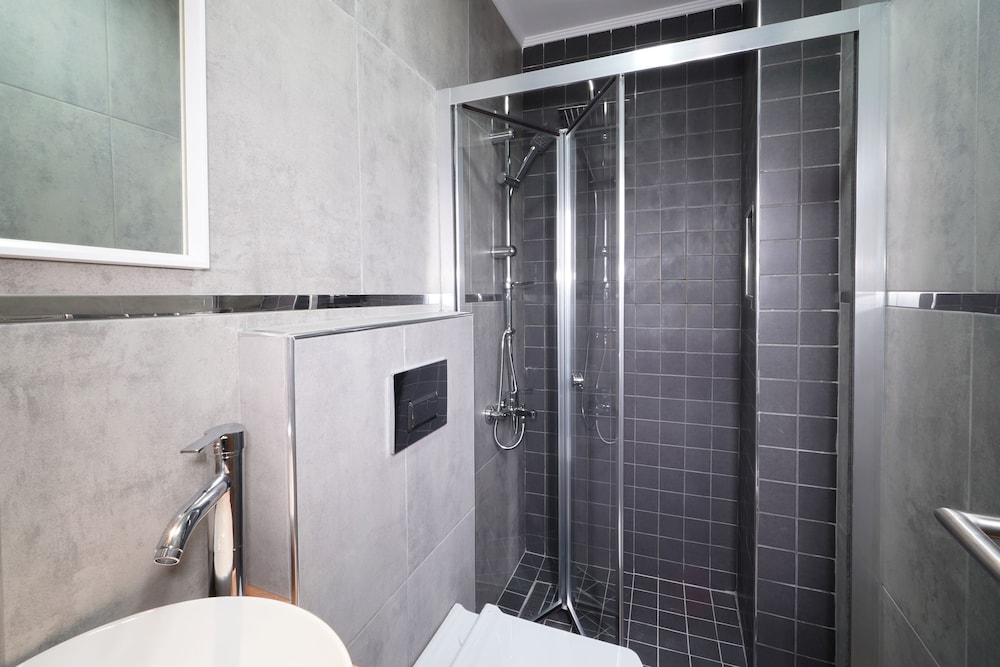 MEET İSTANBUL - Image 28