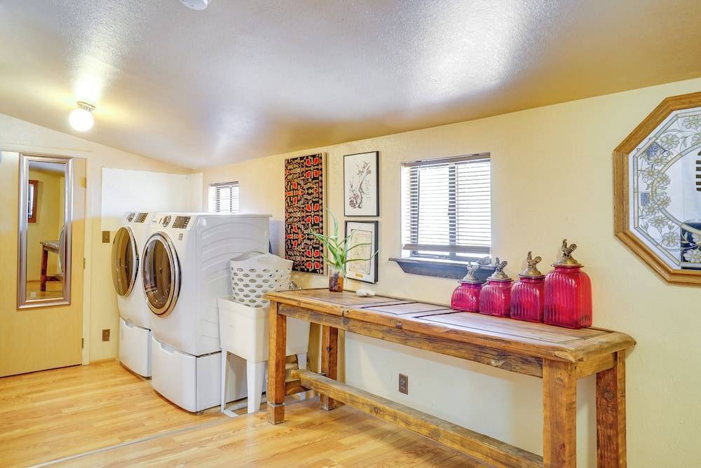 Pet-friendly Las Cruces Home w/ Private Pool view 5
