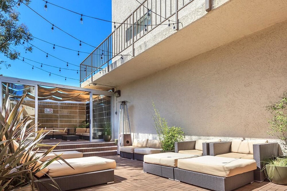 Master Housing LLC