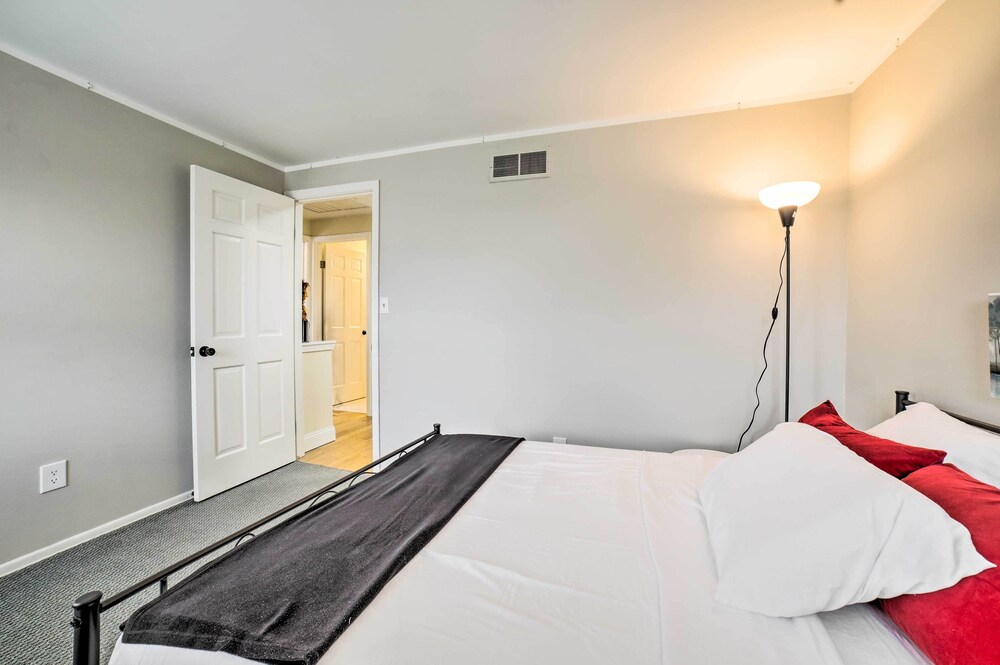 Charming Vacation Rental: 15 Mi to Pittsburgh - Property Image 29