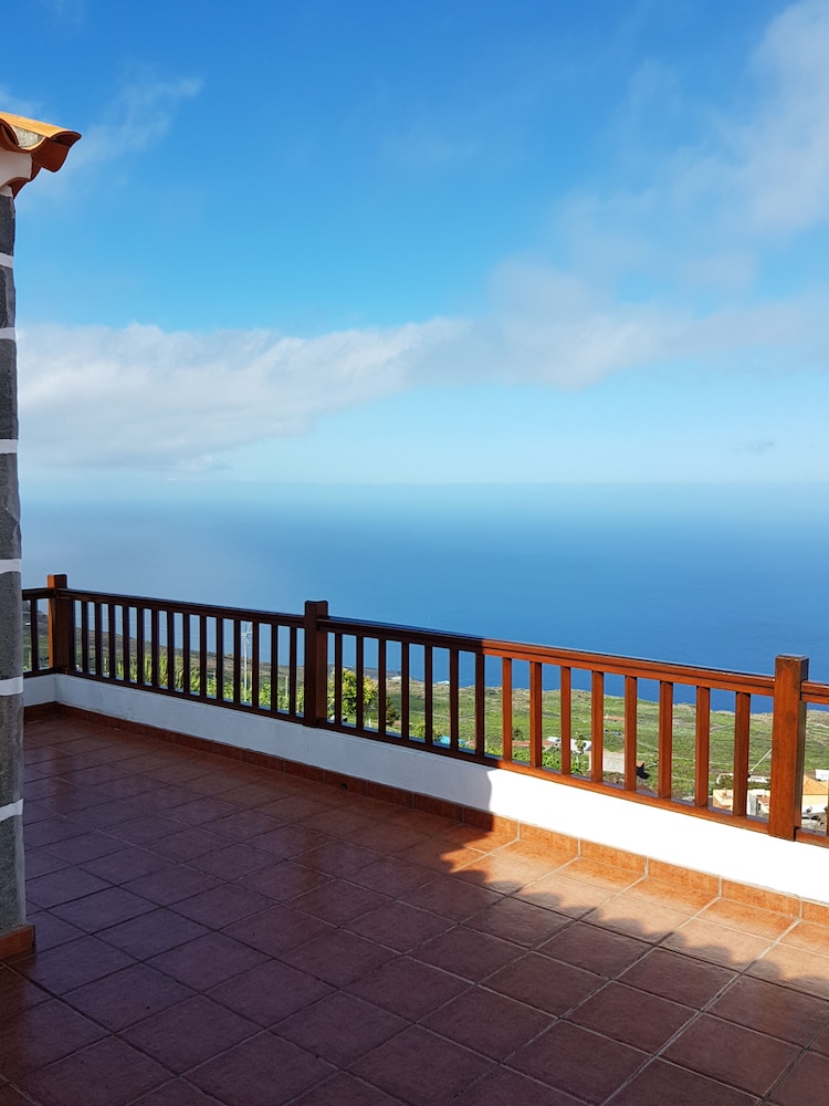 Casa los Viñedos view 4