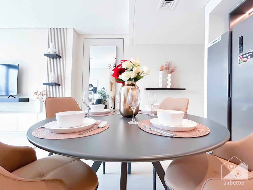 Elegance at Burj Crown Downtown Balcony & View