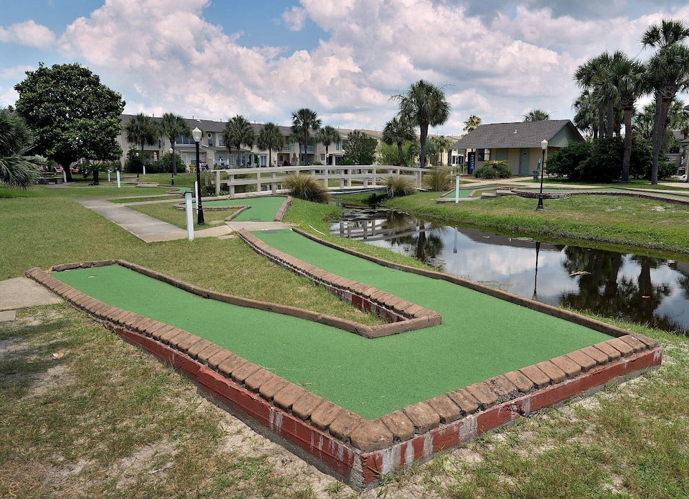 133 West Leslie Lane 2 Bedroom Townhouse