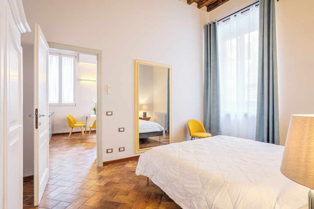 Condotta 16 Apartments