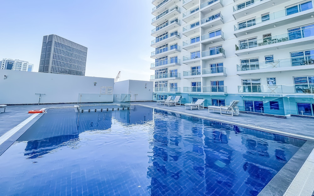 ST-AG Tower-2606 by bnbme homes