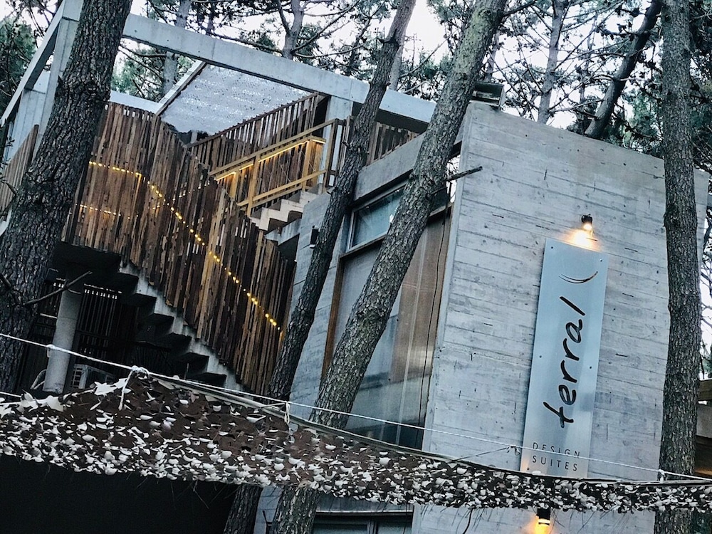 Hotel Terral Suites - Image 1