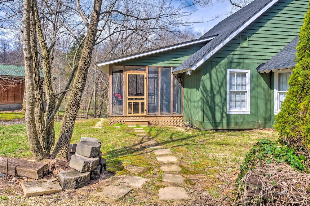 Lewisburg Vacations - Bright Green Gables Cabin: Hike, Swim BBQ - Property Image 20