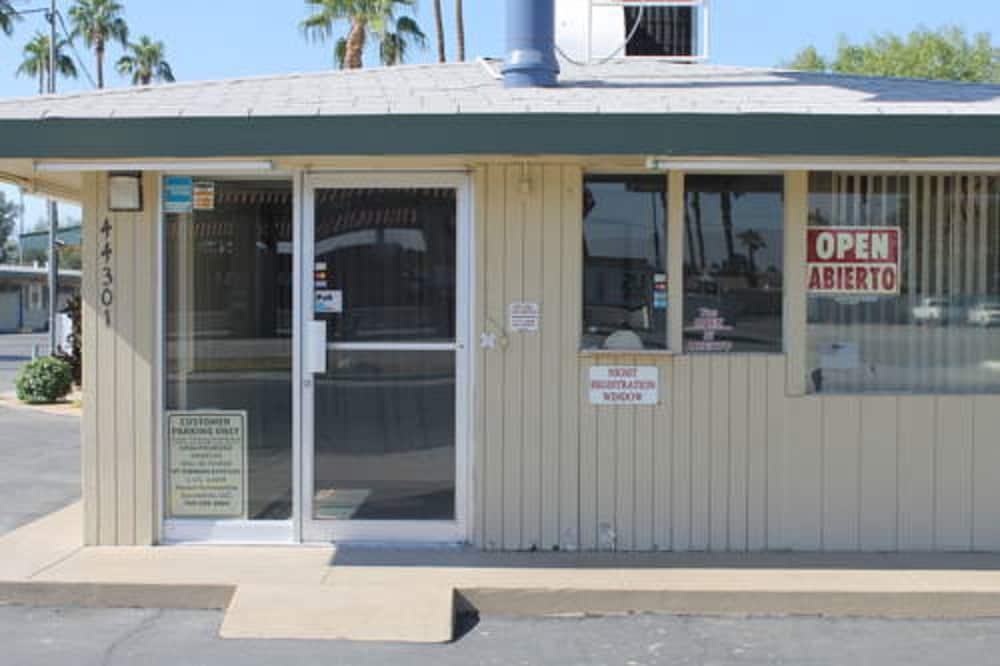 Indio Holiday Motel