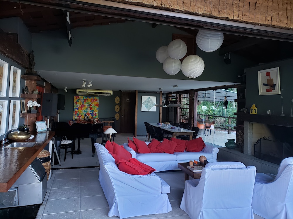 TuAkAzA Exclusive Boutique Lodge
