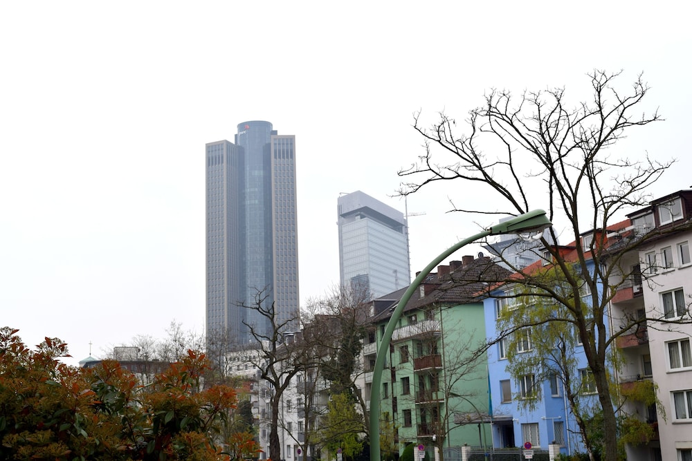 Frankfurt Vacations - Trip Inn Messe Westend - Property Image 20