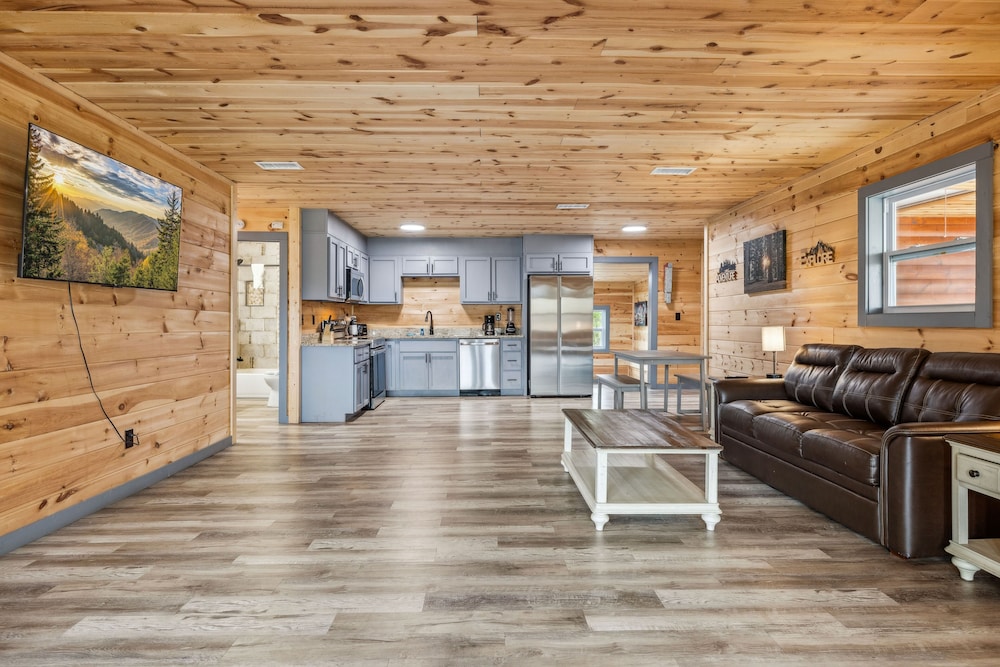 Starlight Valley 3 Bedroom Cabin