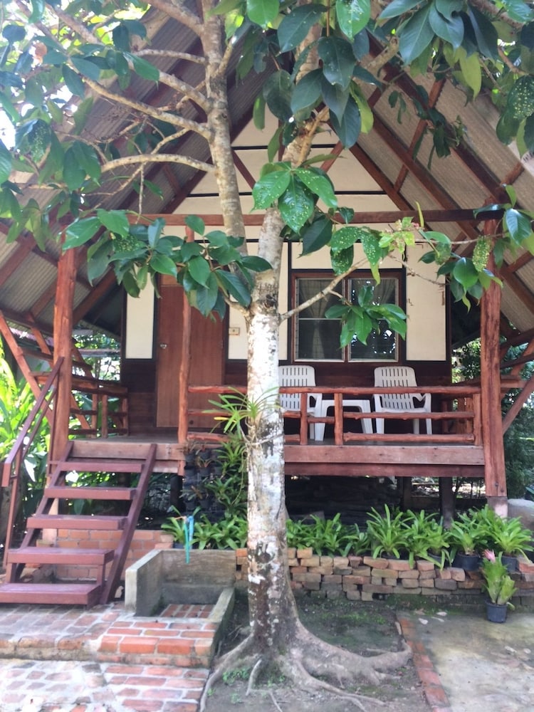 Green View Village Resort
