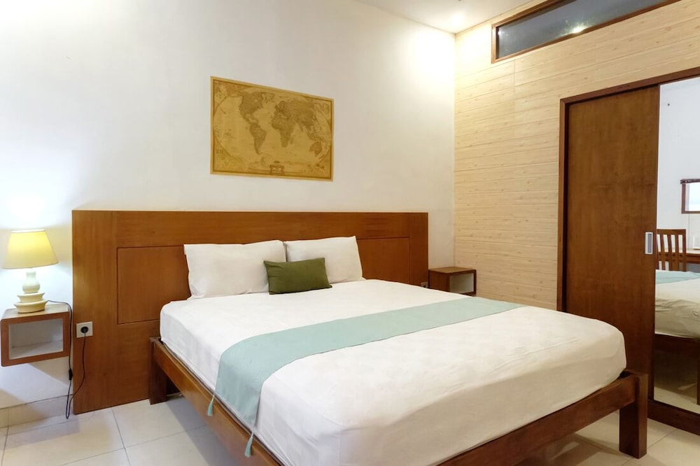 TwoSpaces Living at Saren Guest House view 2