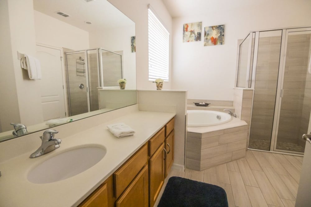 The Stirling Luxury Solterra Vacation Home