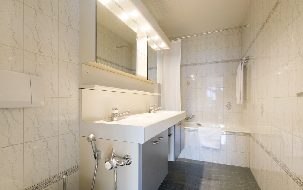 Alpine Stunning Apartment in Montreux
