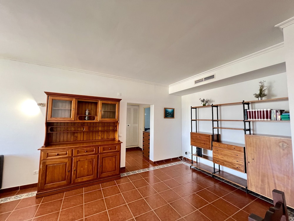 Albufeira Central 9 by Homing
