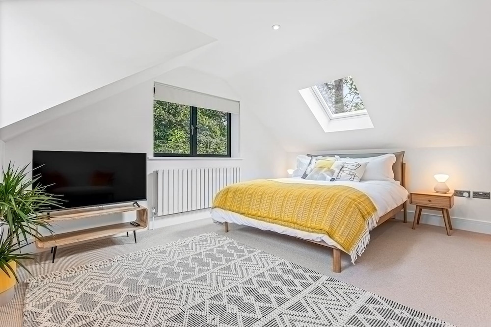 Peppard Loft - From 110 Per Night