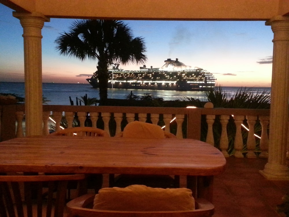 Le Chateau Ocean Villas