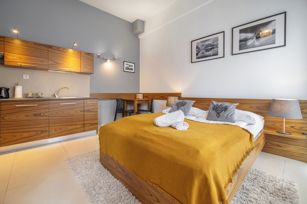 RentPlanet - Apartamenty Brzozowa