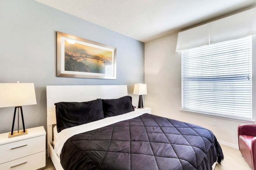Beautiful Tranquil Relaxing Home With Private Pool 4 Bedroom Townhouse