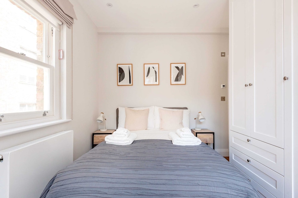 Lillie Road Residence B