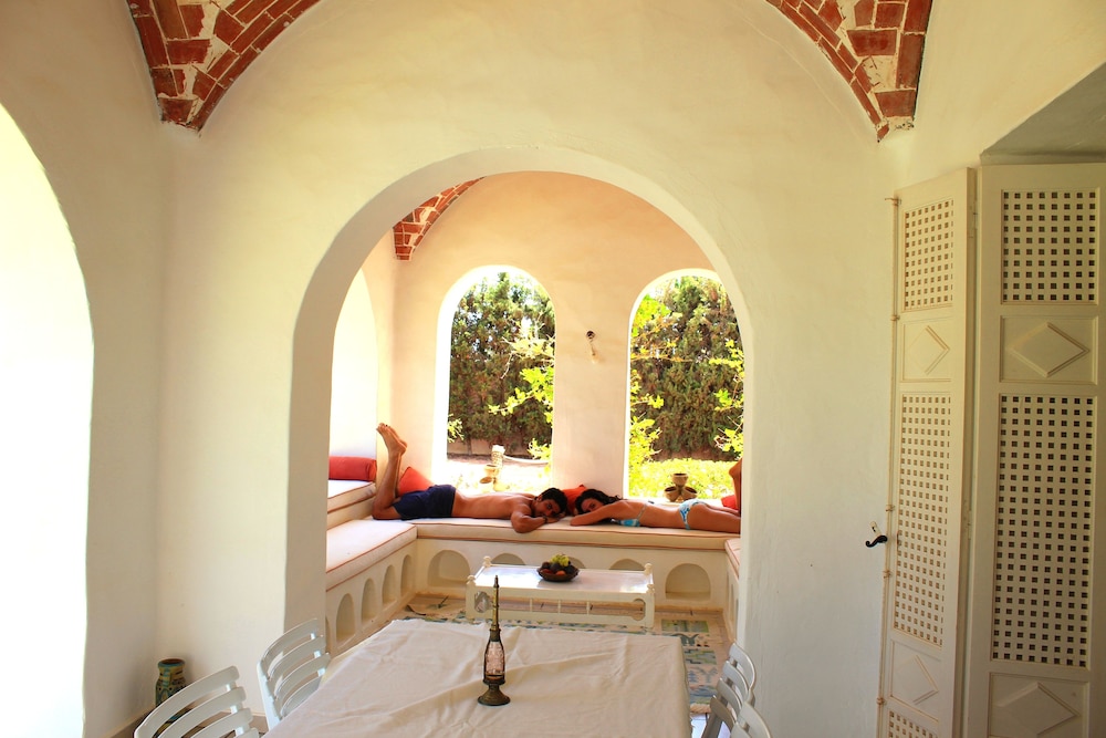 Photo 11