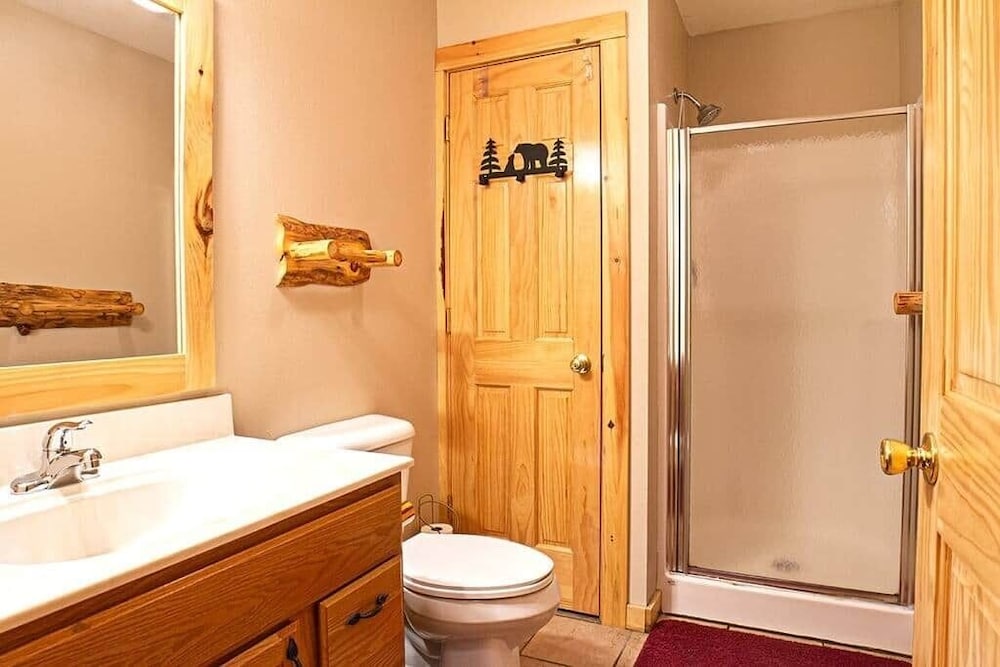 Quaint Clam 2 Bedroom Home