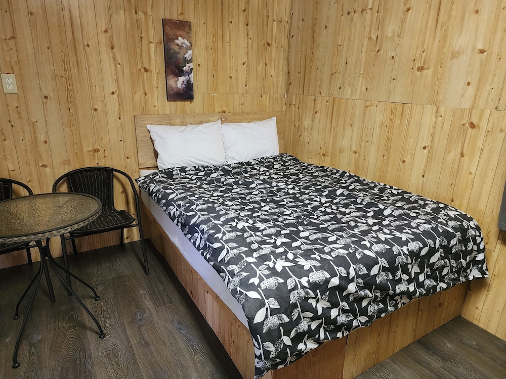Oakhill Pines Campground