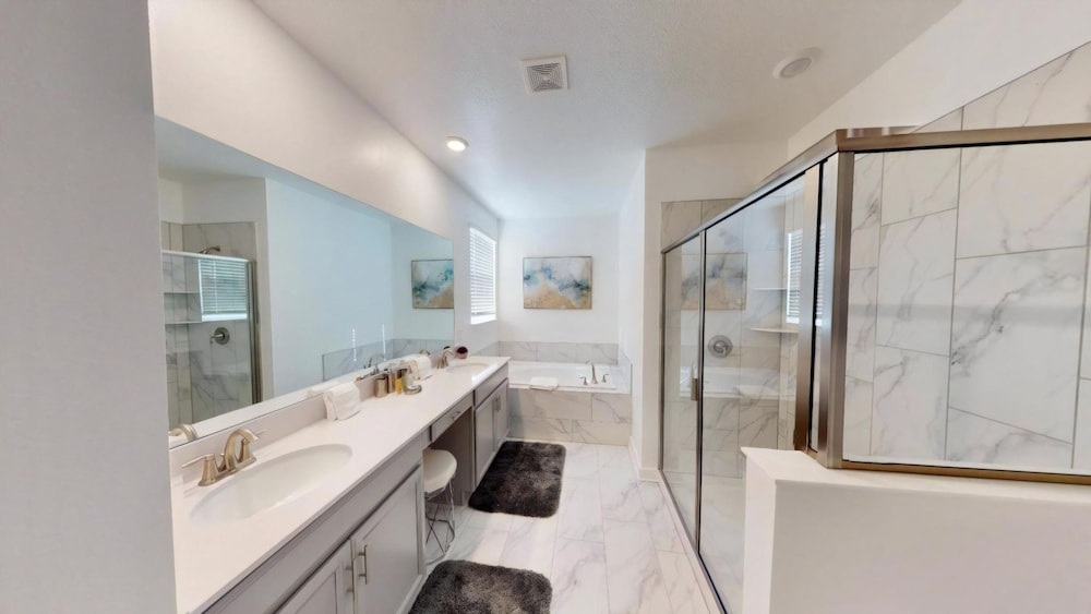 Adventure And Beautiful At Storey Lake - 6Br 5Ba