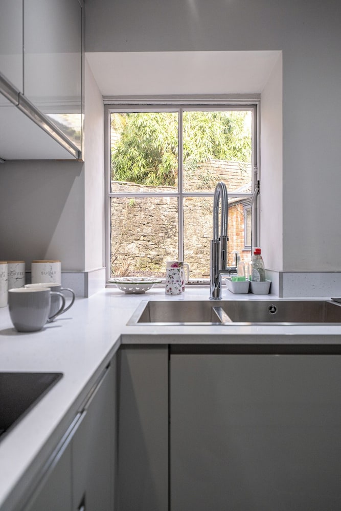 Eilmers Cottage Lovely 4BD in Malmesbury