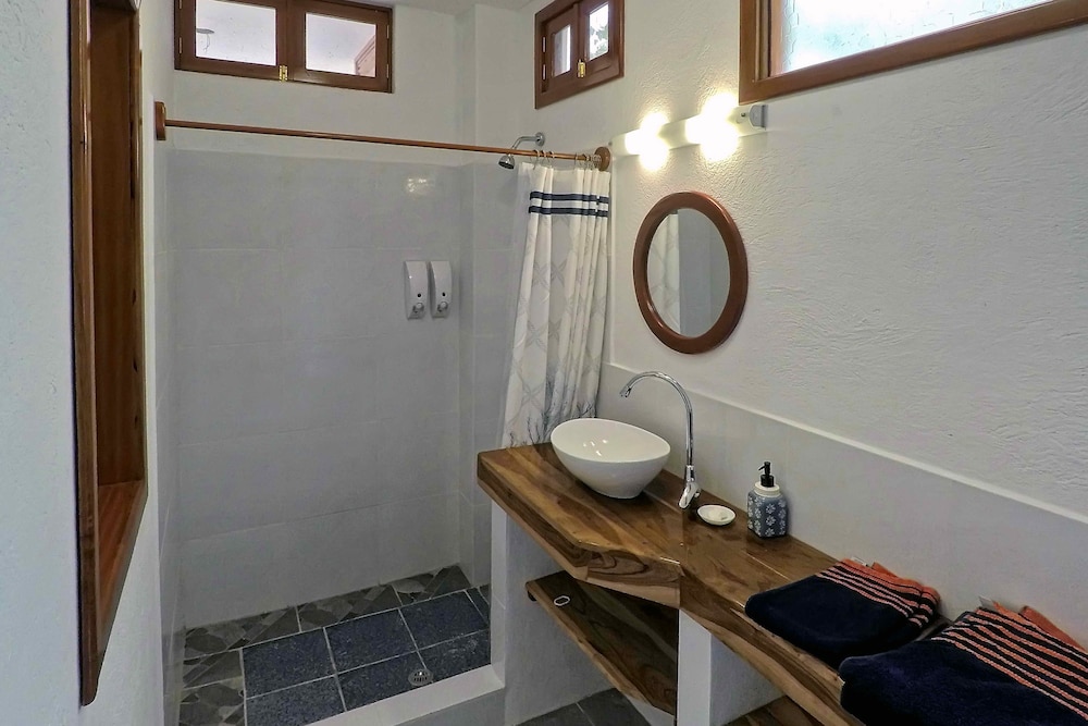 Galeodan Suites